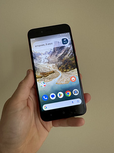 Xiaomi Mi A1 (4/64 Gb) (1 foto / 10)