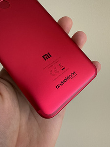 Xiaomi Mi A1 (4/64 Gb) (10 foto / 10)