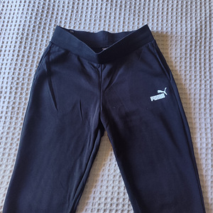 Uued naiste PUMA Essentials püksid (sirge lõikega, ilma flii (1 foto / 7)
