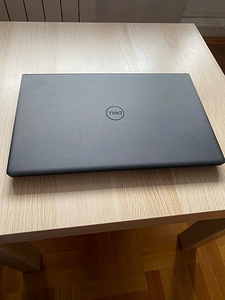 Dell 3515 ryzen 5 16 ddr 4 2666 512 ssd (6 foto / 8)