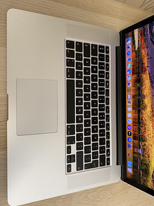 Macbook Pro i7/8 ozu /256ssd /intel HD graphics 4000Aku 1t (4 foto / 8)