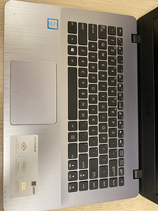 I5/12 ozu/128ssd/intel HD-graafika Asus aku 2t. hea sos (7 foto / 8)