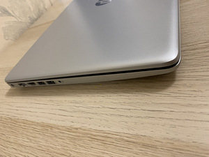 HP Laptop 15 AMD A9-9425/8/256ssd (4 foto / 7)