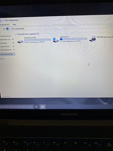 Samsung Laptop core i3 6 GB ozu 500 hdd Nvidia 1gb (8 foto / 8)