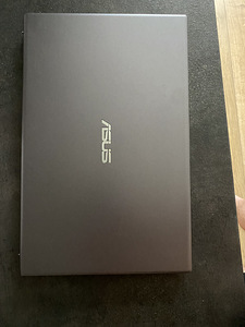 Asus Ryzen 3 /12gb ozu DDR4/256 ssd/Radeon Vega 8/sülearvuti (5 foto / 10)