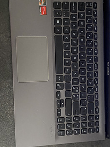 Asus Ryzen 3 /12gb ozu DDR4/256 ssd/Radeon Vega 8/sülearvuti (6 foto / 10)
