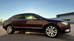 Skoda superb 1.8 118kw (10 foto / 15)