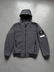 Stone Island SoftShell-R jakk | Meeste jakk | Gore-Tex (1 foto / 10)