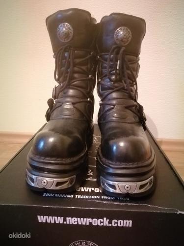 New Rock M-373-R469