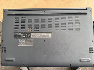 Asus VivoBook 15 (X1504VA-BQ041W) (4 foto / 4)