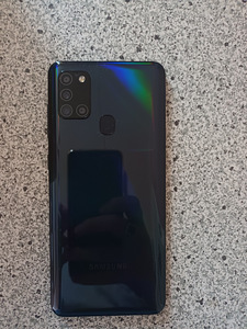 Samsung Galaxy A21s (1 foto / 2)
