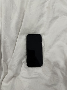 Продам iPhone 15 pro 256 GB (1 фото из 3)