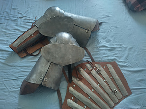 Rüütli jala kaitsmed (3 foto / 4)
