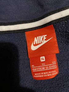 Nike Air lukuga dressipluus (3 foto / 3)