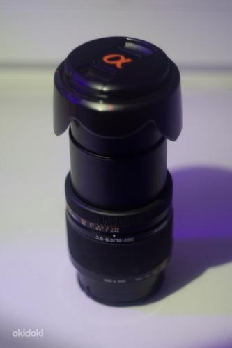 Sony DT 18–250mm F3.5–6.3 A-mount sal18250 (фото #3)