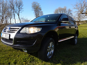 M: Volkswagen Touareg 3.0 176kw (1 foto / 6)