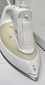 BRAUN OPTIGLIDE-JET 1400 W RAUD (2 foto / 3)