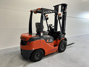 GOODSENSE FD25 G-Seeria Diiseltõstuk (3 foto / 6)