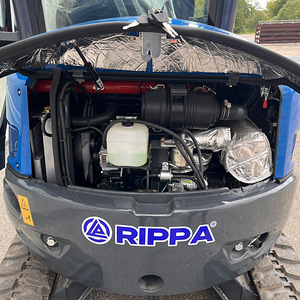 Rippa R32 Pro Miniekskavaator (7 foto / 8)