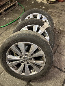 Volkswagen Golf 1.5 96 kW (8 foto / 8)