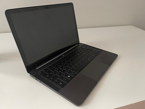 2018 Razer Blade Stealth Gunmetal Ultrabook (4 foto / 7)