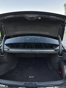 Chrysler 300s AWD (2 foto / 12)