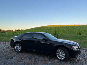 Chrysler 300s AWD (11 foto / 12)