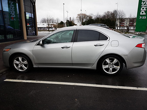 Honda Accord 2.0 2010 (3 foto / 6)