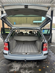 Volkswagen Passat Variant 2002 1.9 TDI (5 foto / 10)