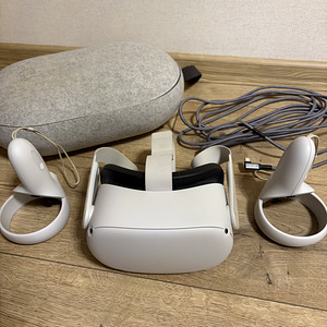 Oculus Meta Quest 2 (1 фото из 6)
