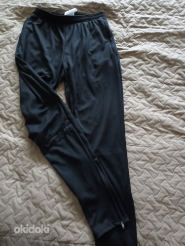 Спортивные штаны S