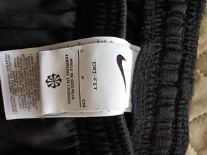 Dressipüksid Nike S (2 foto / 2)