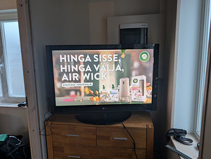 LG 42" lcd TV (2 foto / 2)