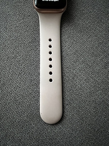 Müüa Apple Watch Series 6 40mm GPS Gold Aluminum Case (6 foto / 8)