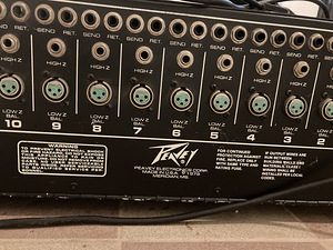 Peavey 1200 watt (5 foto / 8)