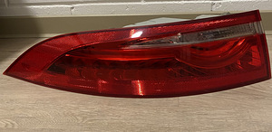 Müüa tagumine valgus JAGUAR XF 2016 sedaanist (1 foto / 5)