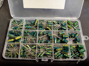 Kondensaatorid/Capacitors (1 foto / 4)
