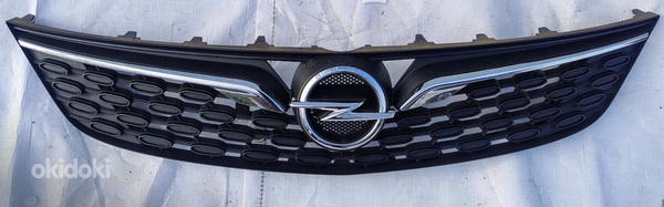 Opel Astra K 39130501 ülemine radiaatorivõre