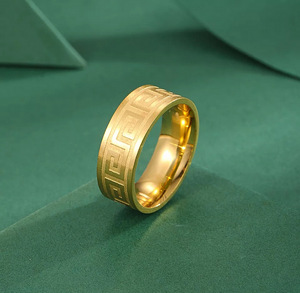 Ring (3 foto / 3)