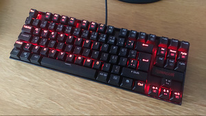 Redragon K552 Mechanical Gaming Keyboard (2 foto / 4)