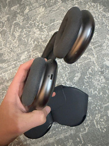 Airpod Max 2022 (3 фото из 7)