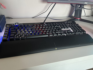 Corsair K100 RGB Keyboard (1 foto / 2)
