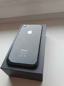 Mobiiltelefon iPhone 8, 256 GB (7 foto / 8)