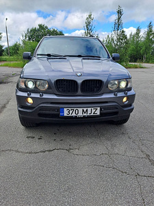 BMW X5 E53 (1 foto / 8)