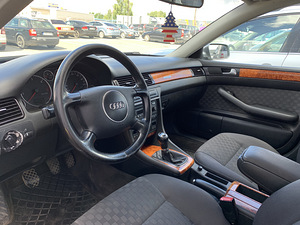 Audi A6 2.5 132kw quattro 2004 (5 foto / 5)