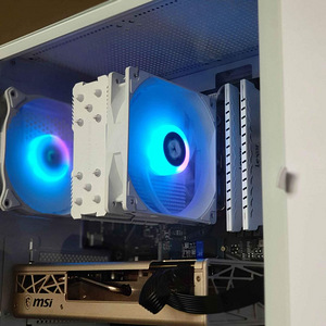Valge Kunn • Ryzen 5 3600 • RX 5700 XT • 1TB • 16GB (2 foto / 4)