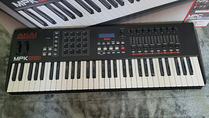 Akai mpk261 midi klaviatuur (2 foto / 6)