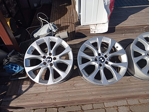 BMW 19 veljed (2 foto / 4)