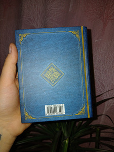 Книги (3 фото из 3)
