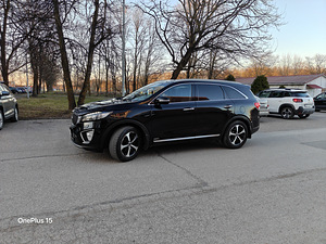 Müügil Kia Sorento (7 foto / 14)